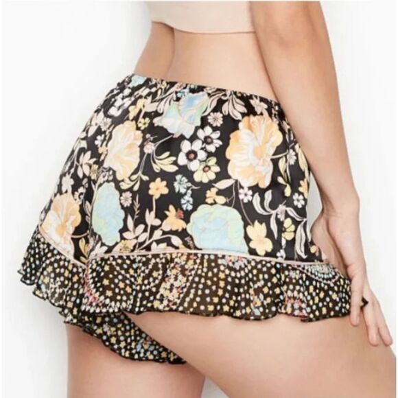 Victoria's Secret Other - NWT Two Victorias Secret Floral Ruffle Intimate Sleep Sleepwear Shorts Sz M